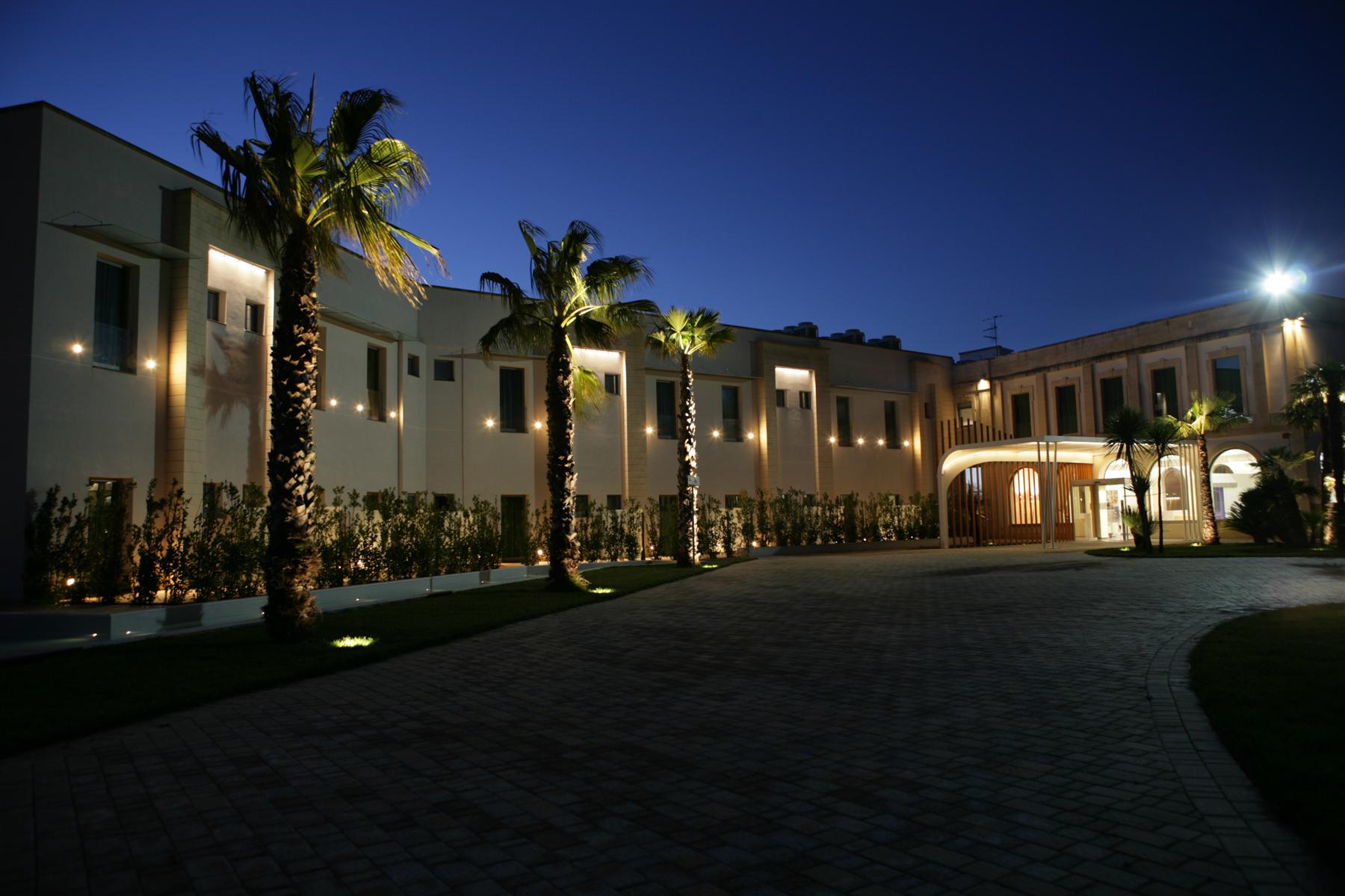 Arthotel & Park